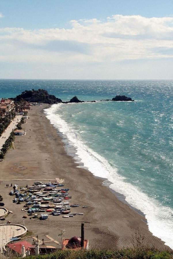 Casa Damasco Apartment อัลมูเญการ์ ภายนอก รูปภาพ